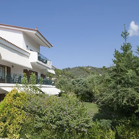 Nina's House Apartment Achladies (Skiathos)